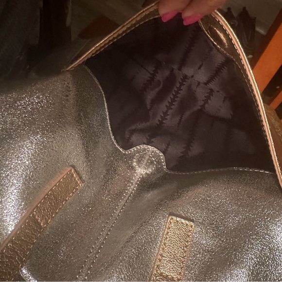 🎉SALE🎉Like New! Thacker leather tote - Picture 3 of 13